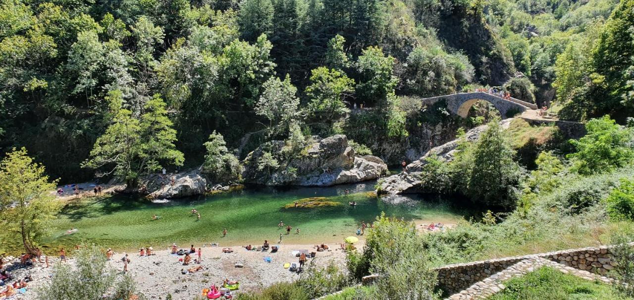 La Grange - Chez Gisi - für Naturliebhaber, Abenteurer und Geniesser Rocles  Exterior foto